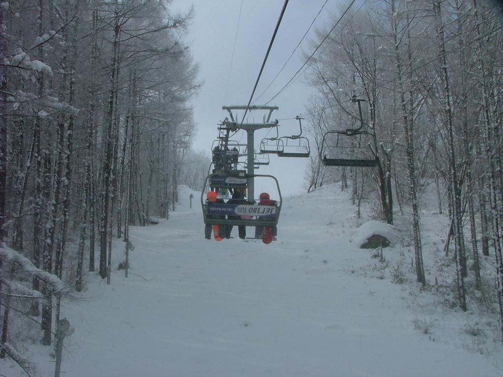 White Cabin Aparthotel Pyeongchang Exterior foto